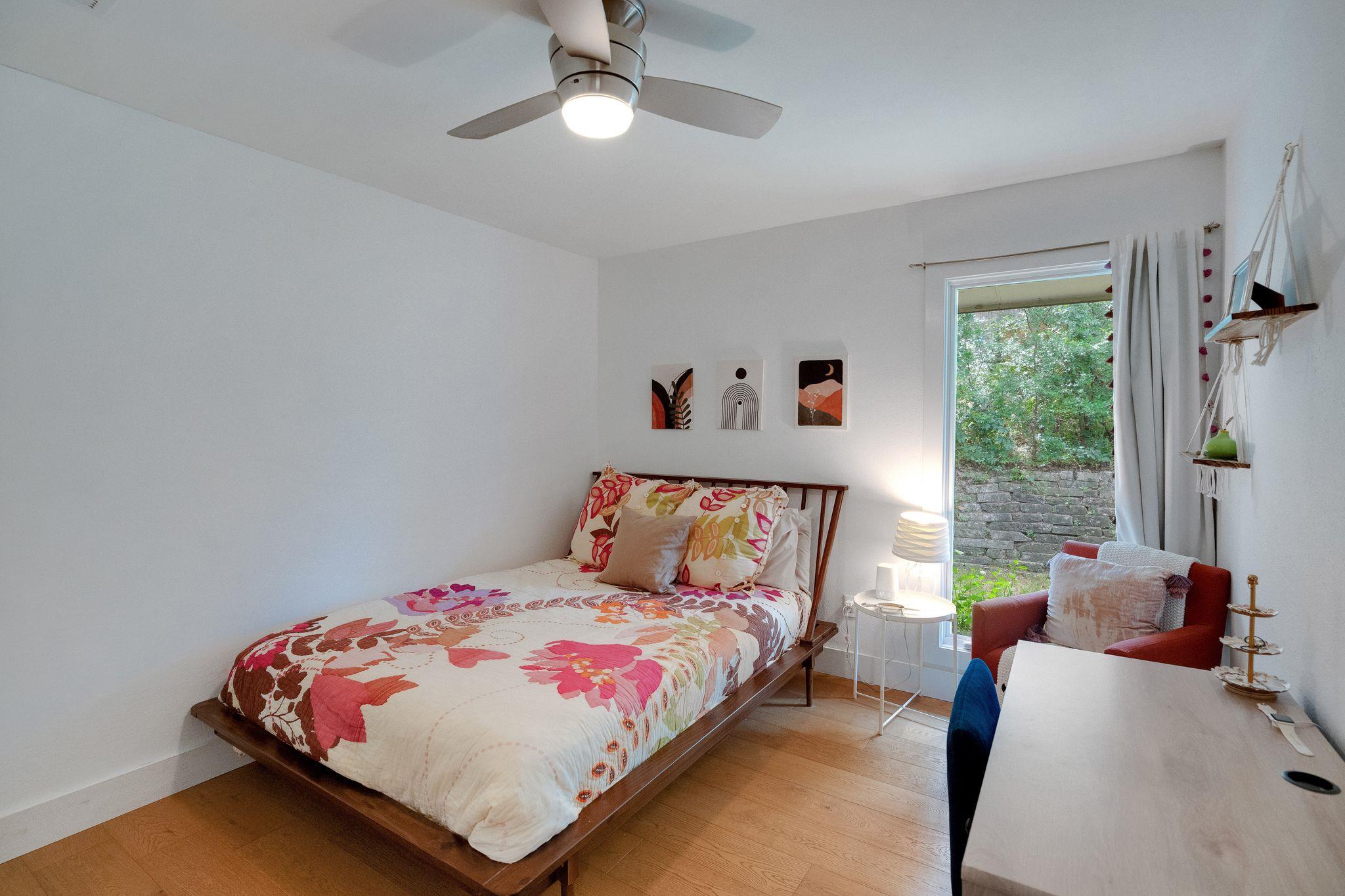 2502 Side Cove Austin TX 78704