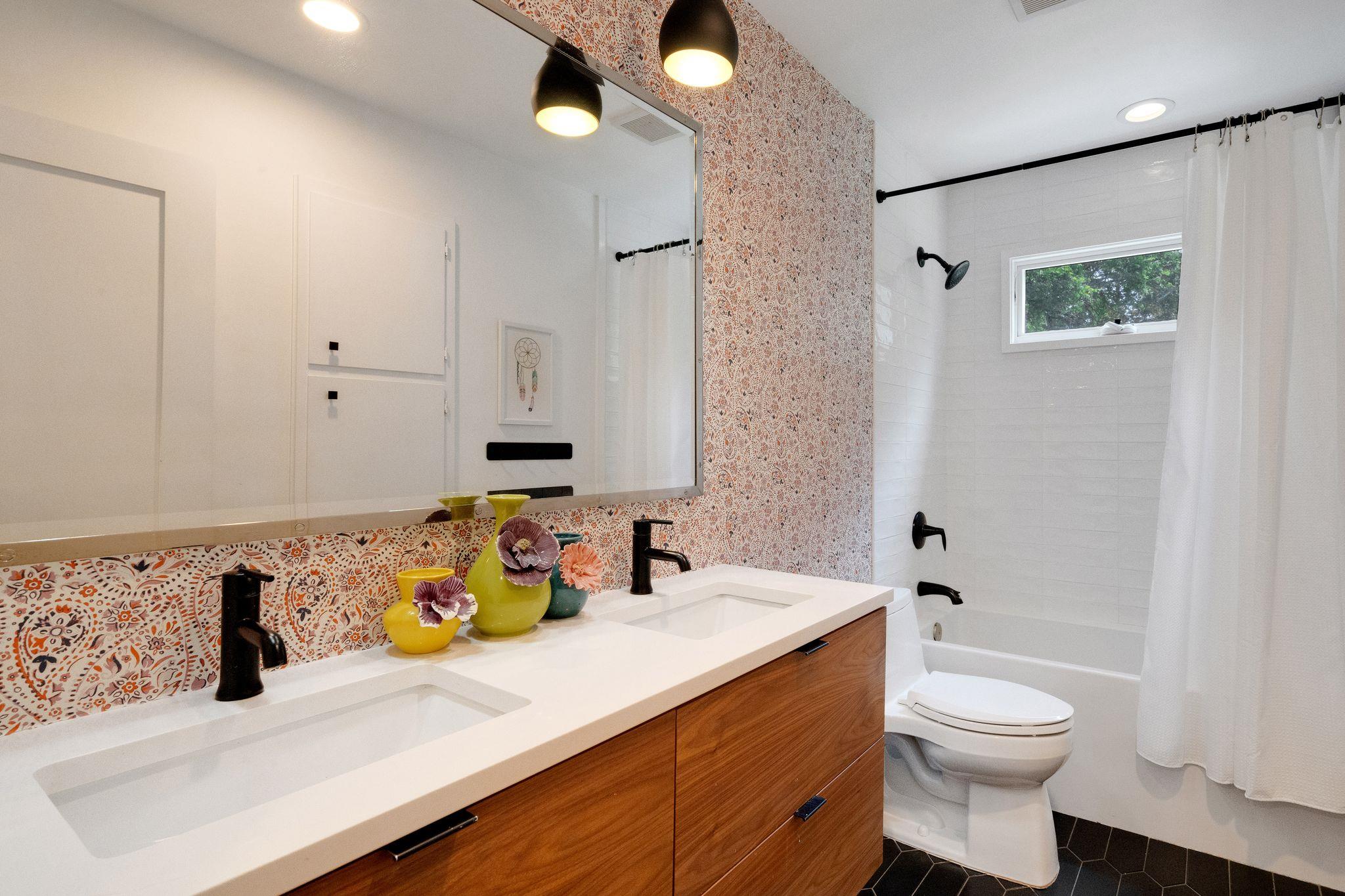 2502 Side Cove Austin TX 78704