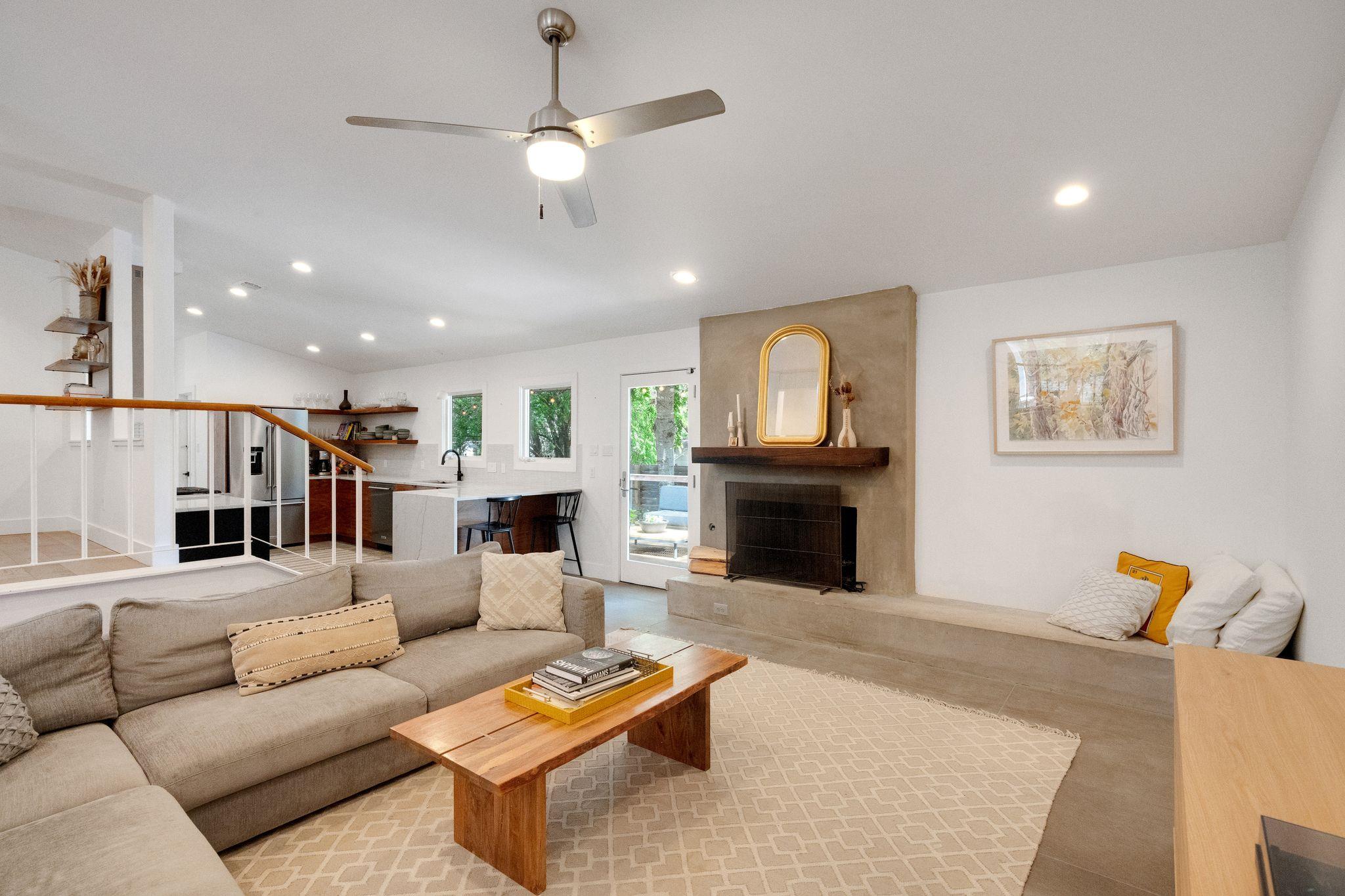 2502 Side Cove Austin TX 78704