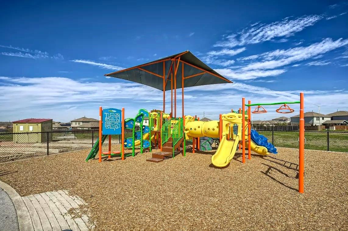 7717 Poppy Petal Loop Del Valle TX 78617