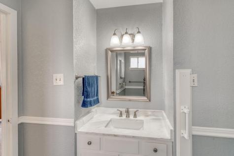 310 S Chaparral Burnet TX 78611