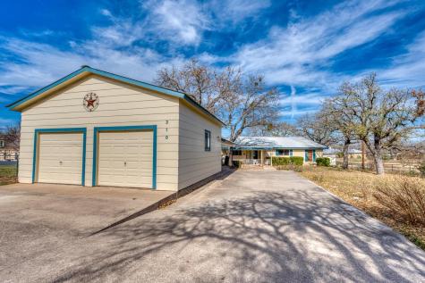 310 S Chaparral Burnet TX 78611