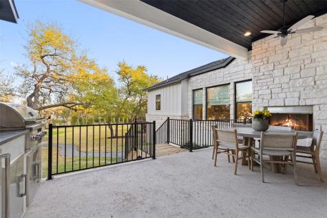 192 Gaucho Way Dripping Springs TX 78620