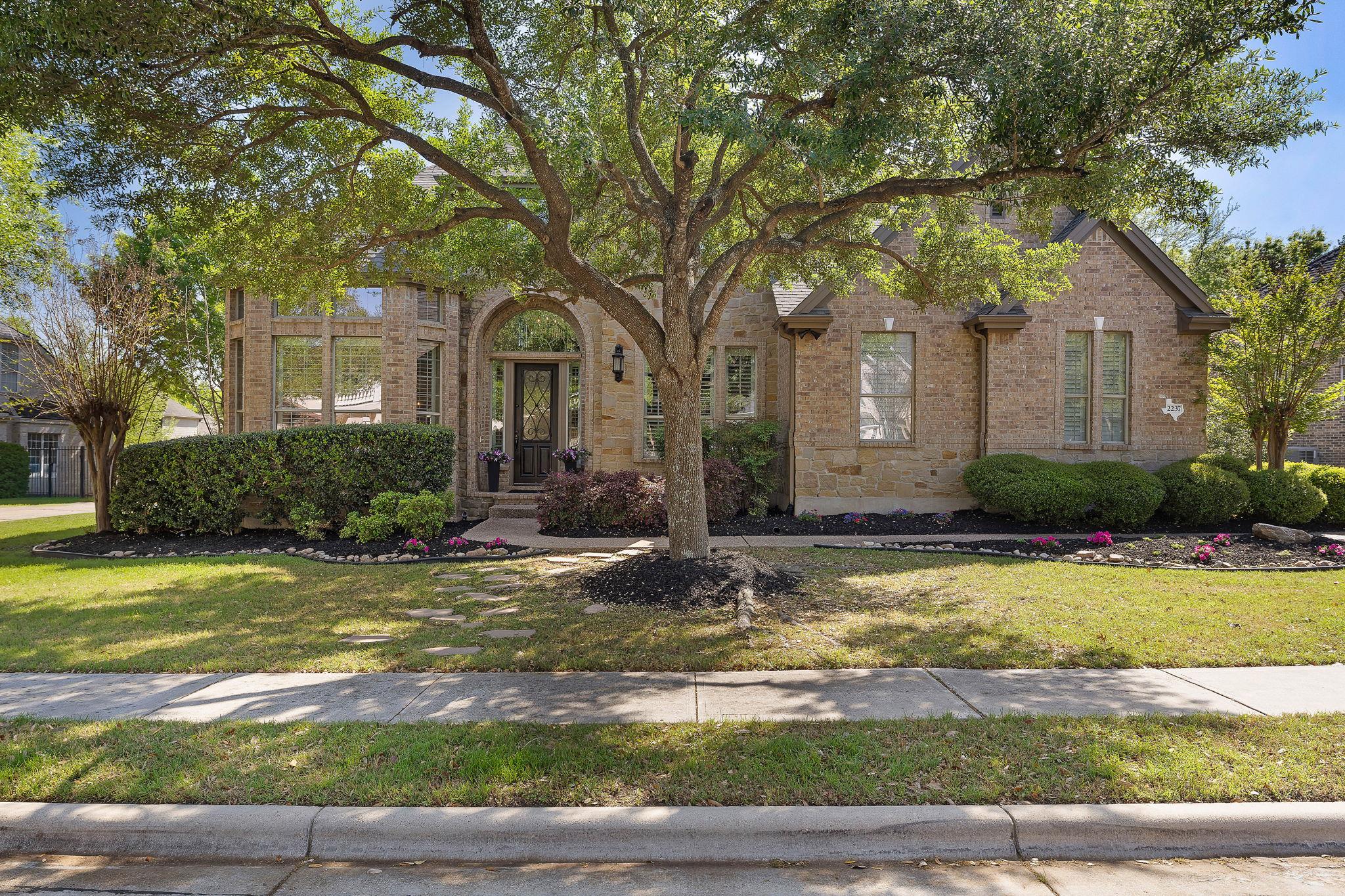 2237 Hamlet Circle Round Rock TX 78664