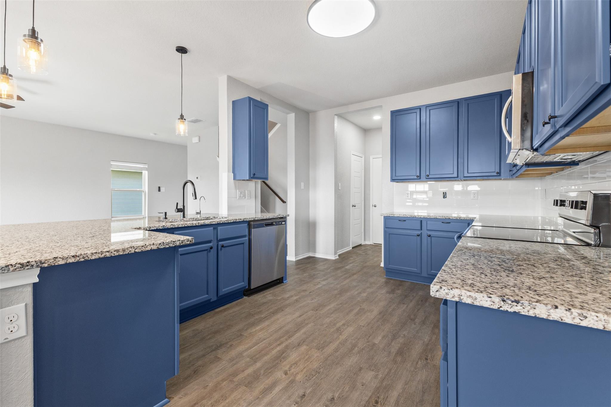 223 Hunters Brook San Antonio TX 78253