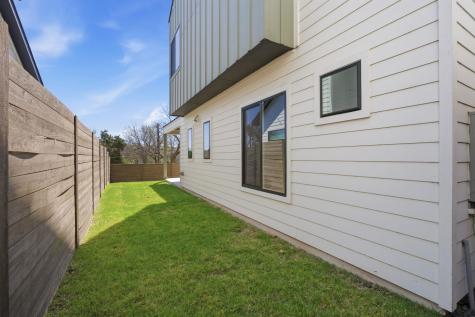 400 Post Road Drive Austin TX 78704