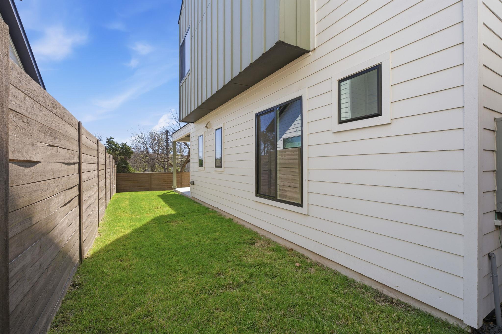400 Post Road Drive Austin TX 78704