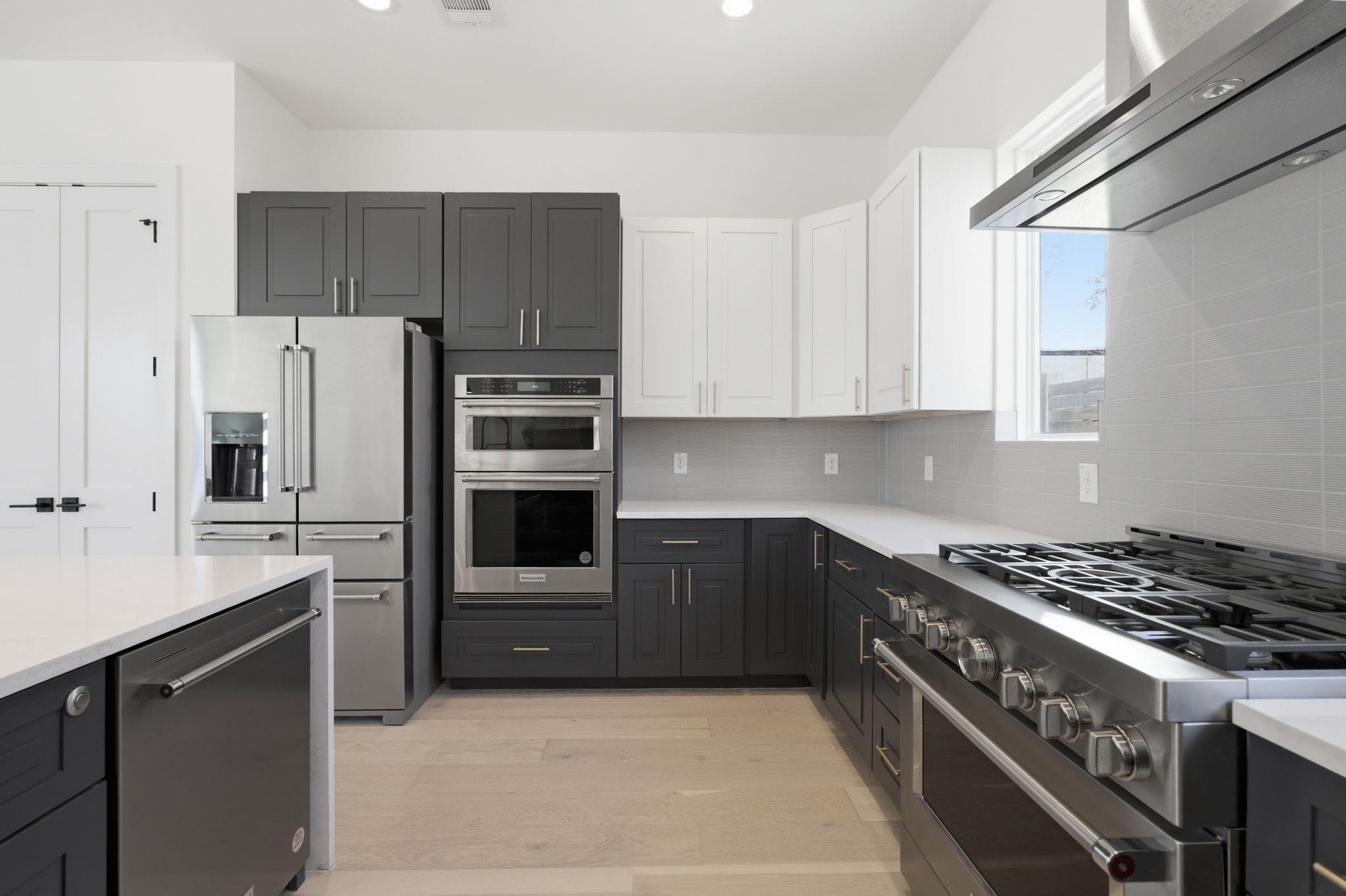 400 Post Road Drive Austin TX 78704