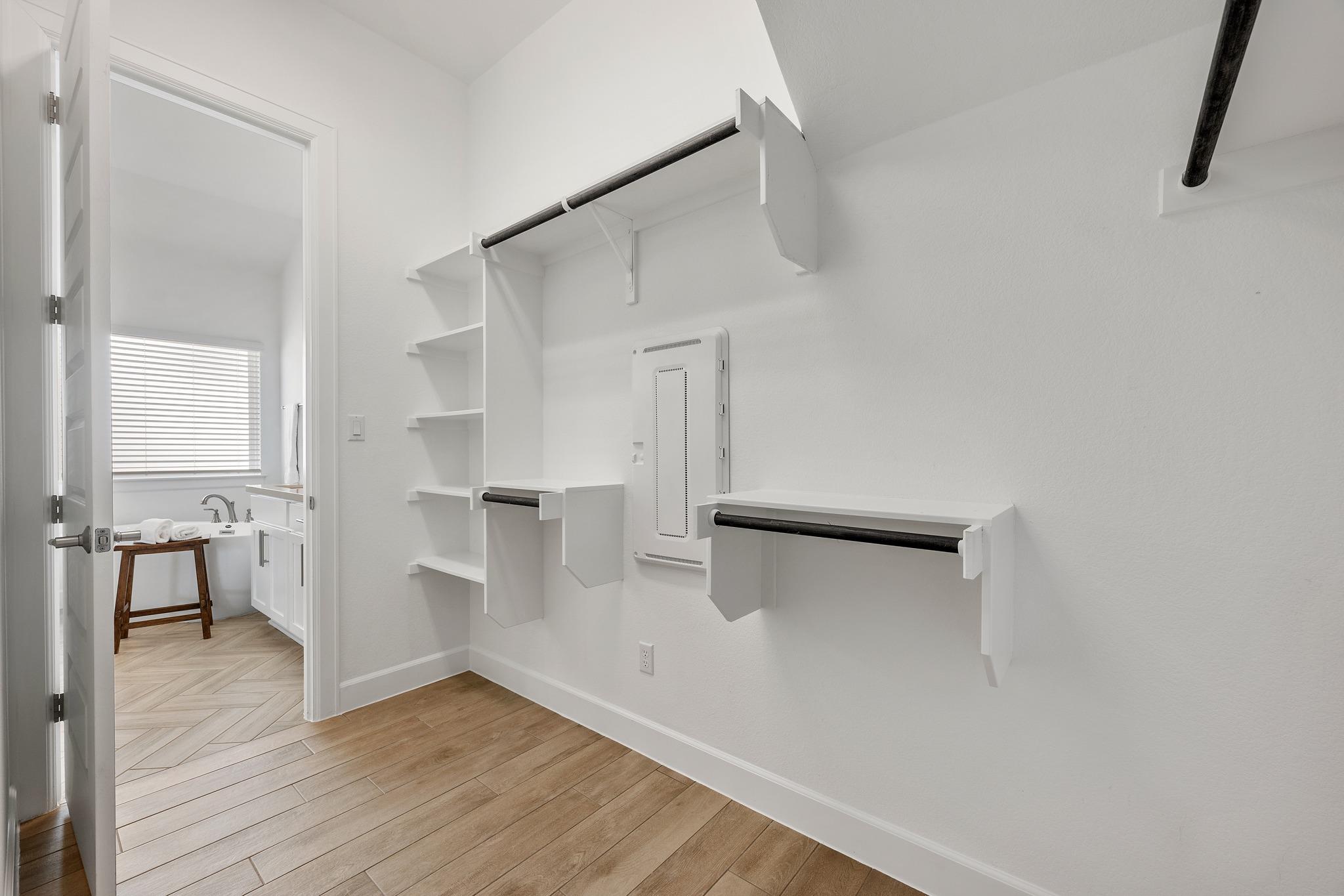 606 Bonfisk Bend Austin TX 78738