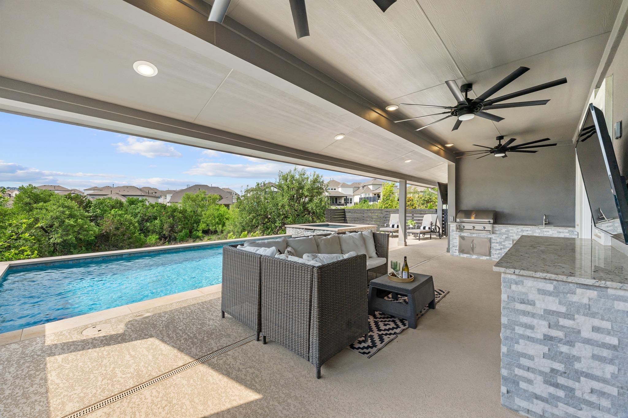 606 Bonfisk Bend Austin TX 78738