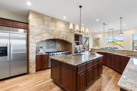 17912 Crystal Cove Jonestown TX 78645