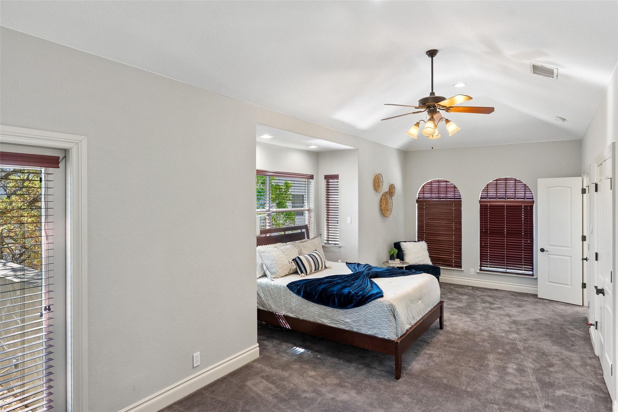 17912 Crystal Cove Jonestown TX 78645