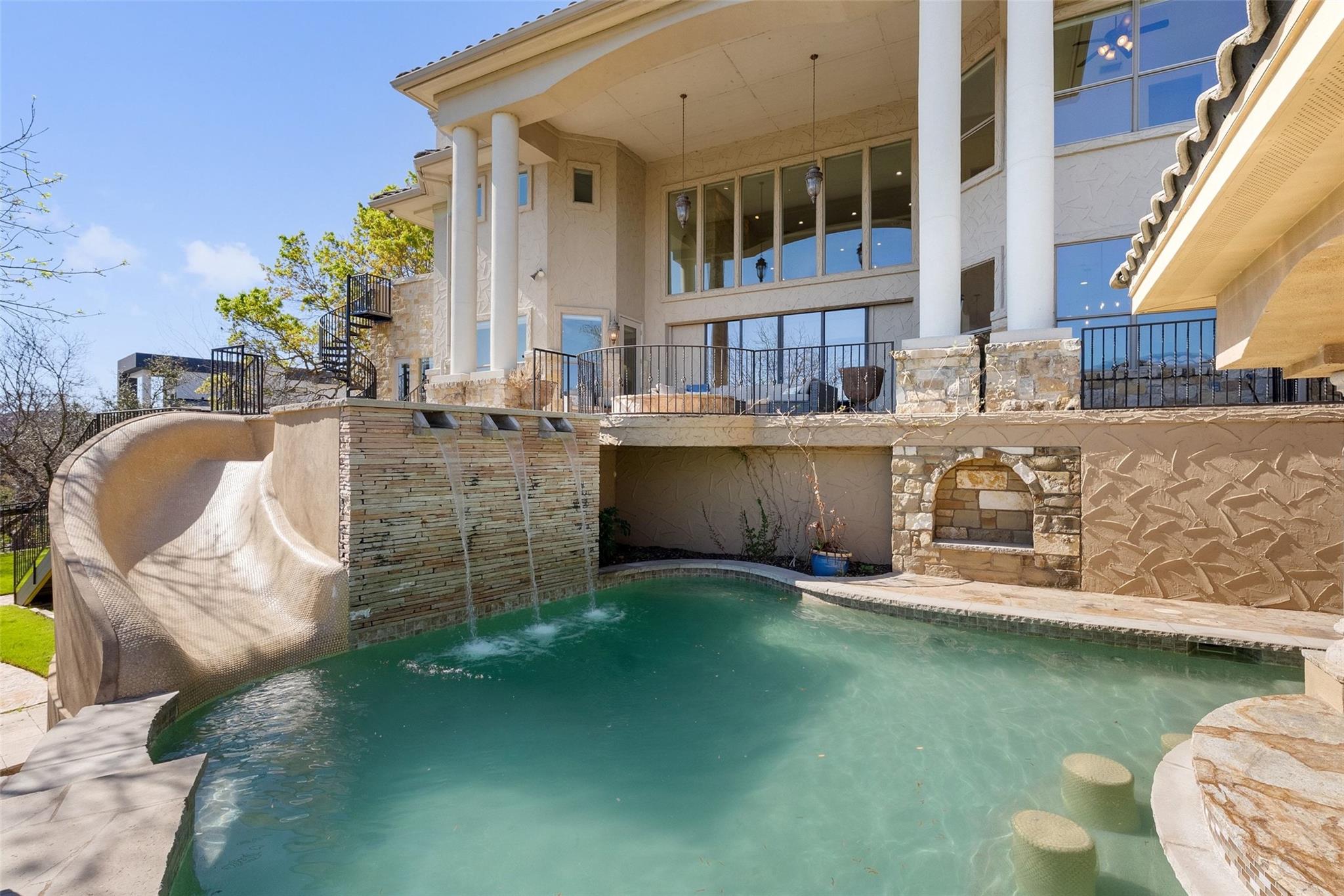 17912 Crystal Cove Jonestown TX 78645