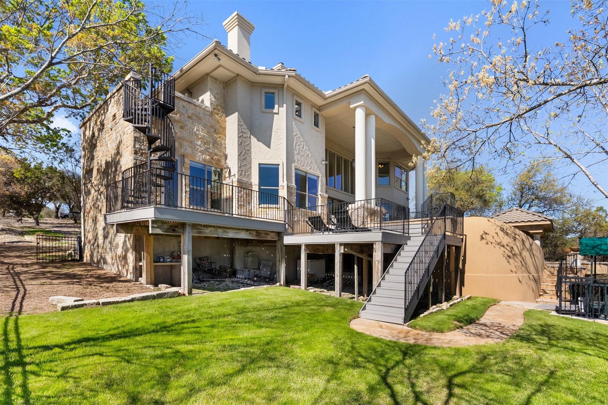 17912 Crystal Cove Jonestown TX 78645