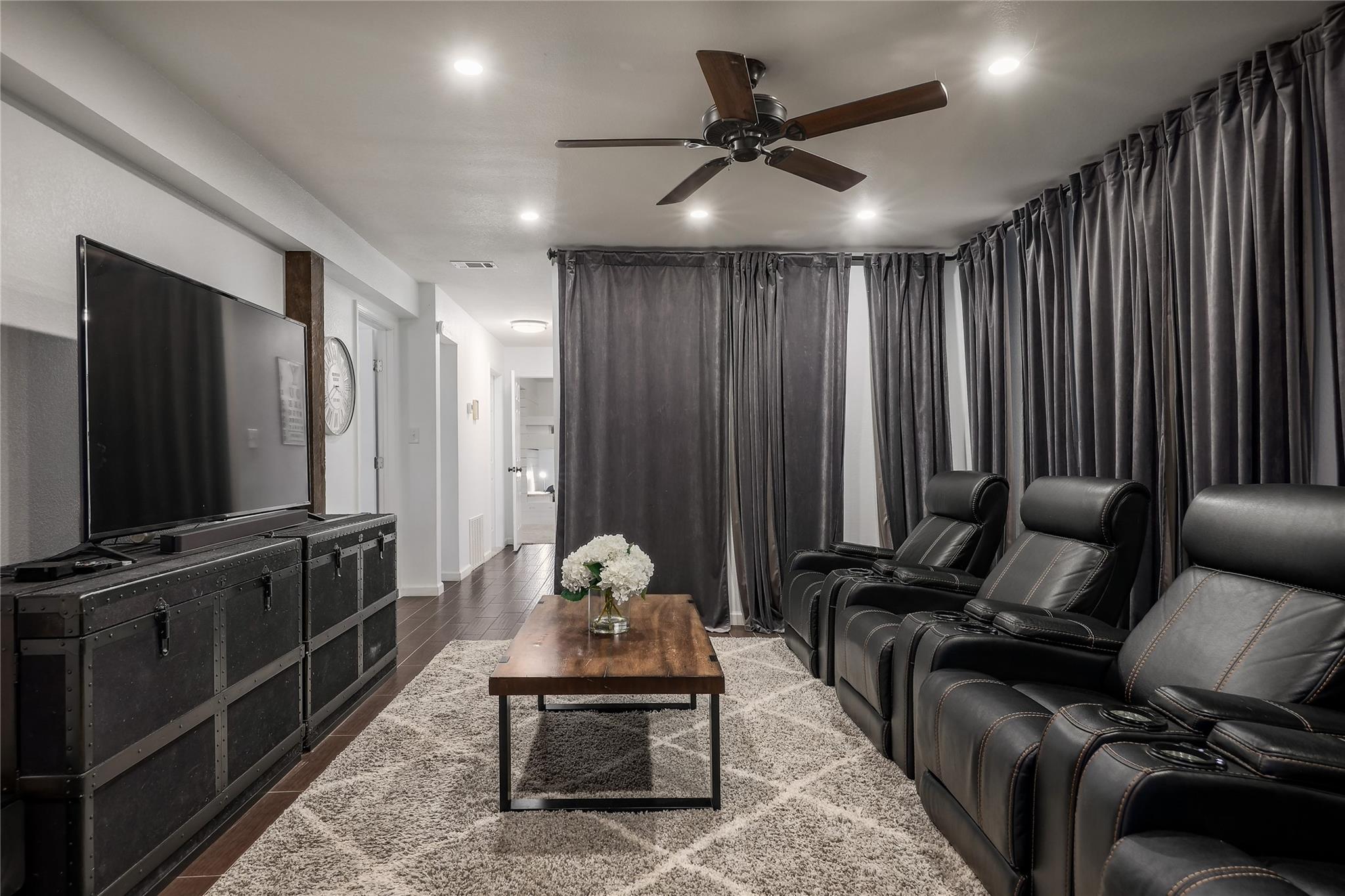 525 Ellen Williams Loop Kingsland TX 78639
