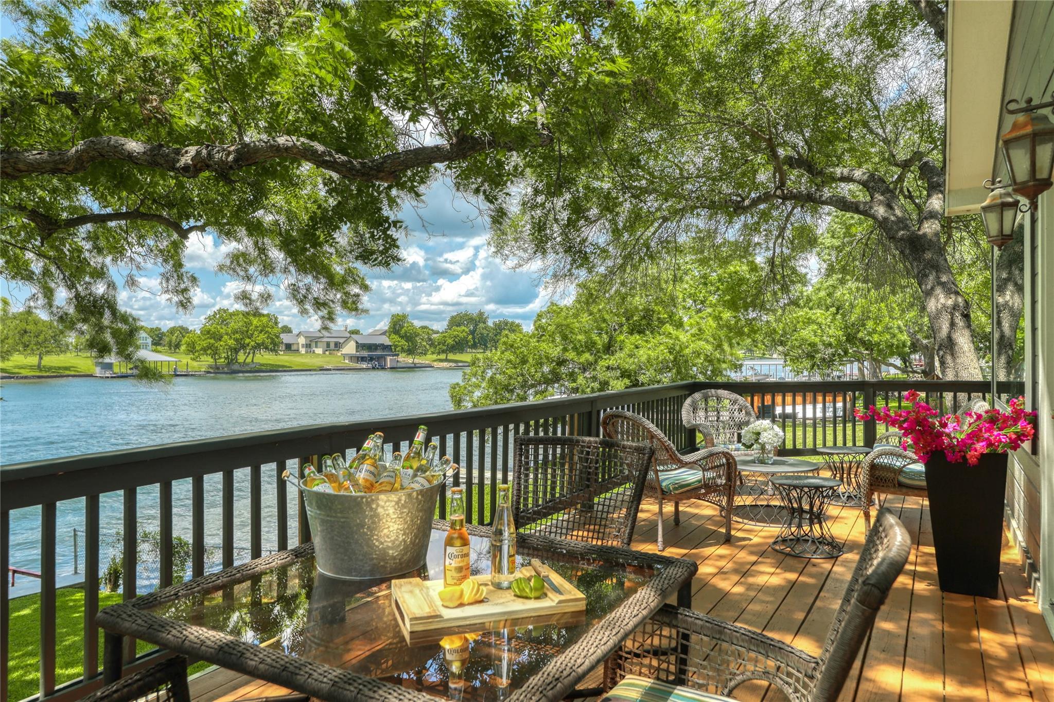 525 Ellen Williams Loop Kingsland TX 78639