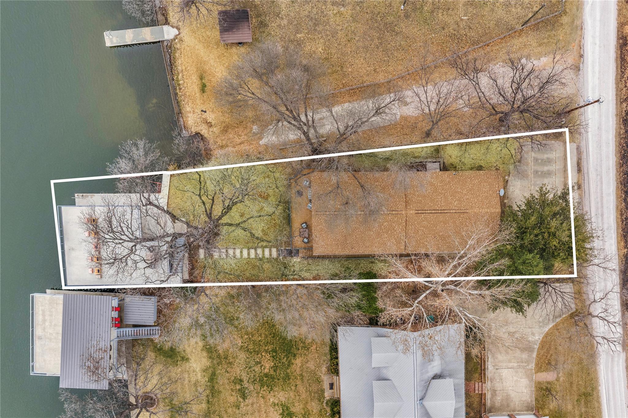 525 Ellen Williams Loop Kingsland TX 78639