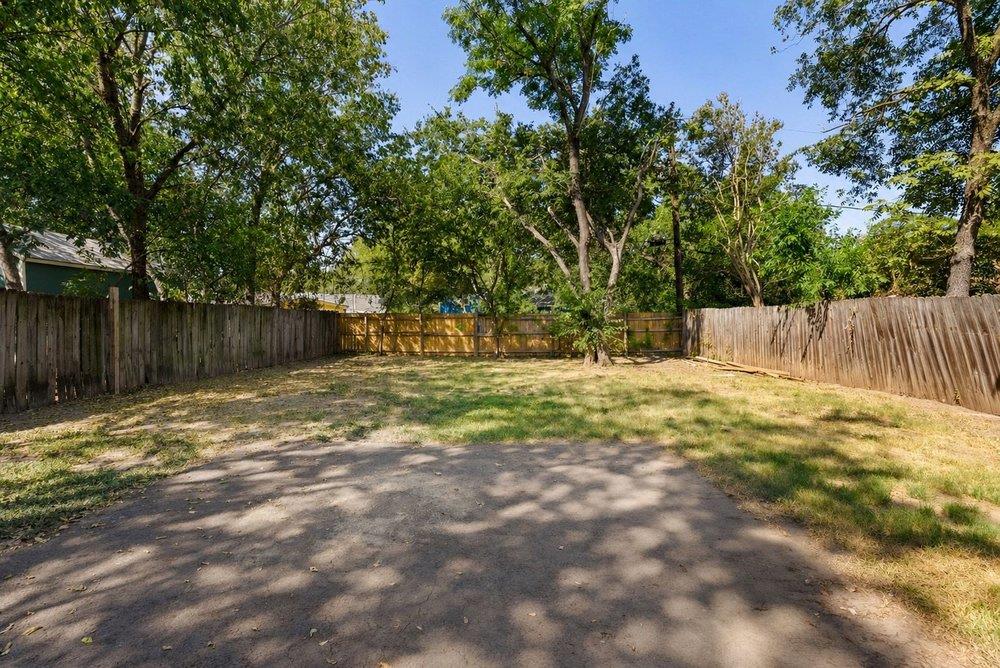 1176 Graham Street Austin TX 78702