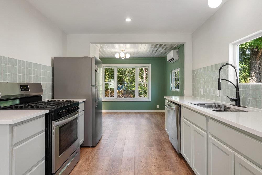 1176 Graham Street Austin TX 78702