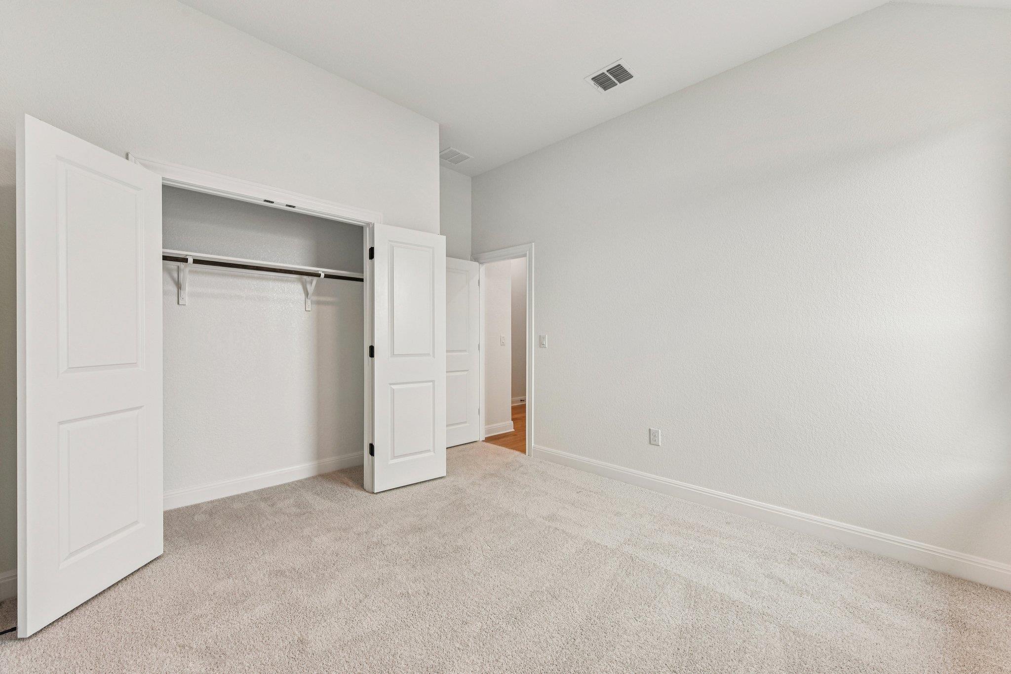 581 Treadwell Lane Kyle TX 78640