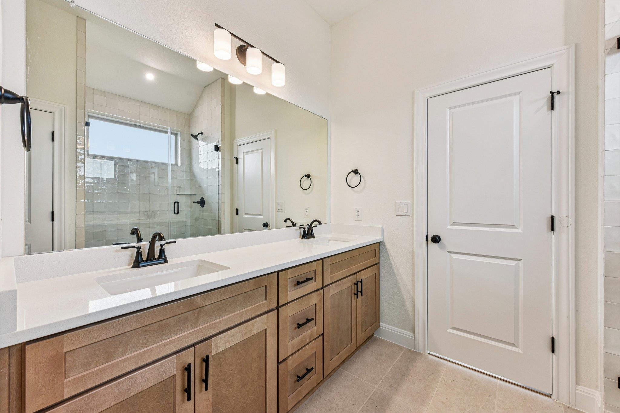 581 Treadwell Lane Kyle TX 78640