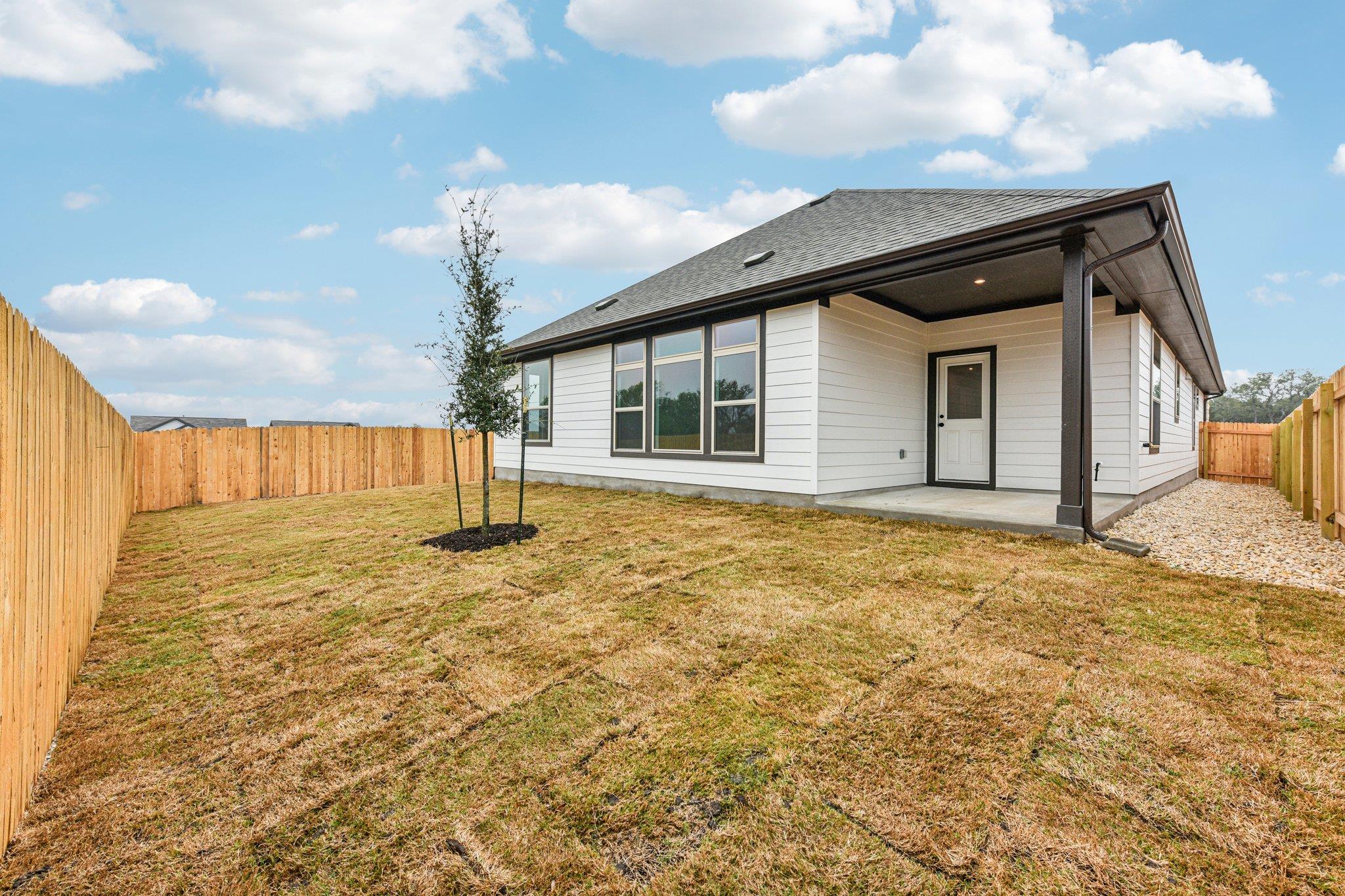 581 Treadwell Lane Kyle TX 78640