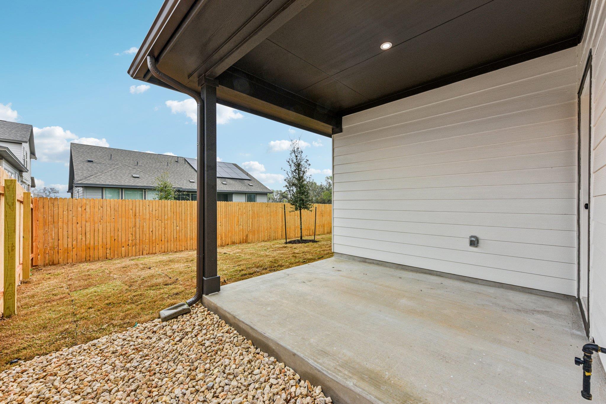 581 Treadwell Lane Kyle TX 78640