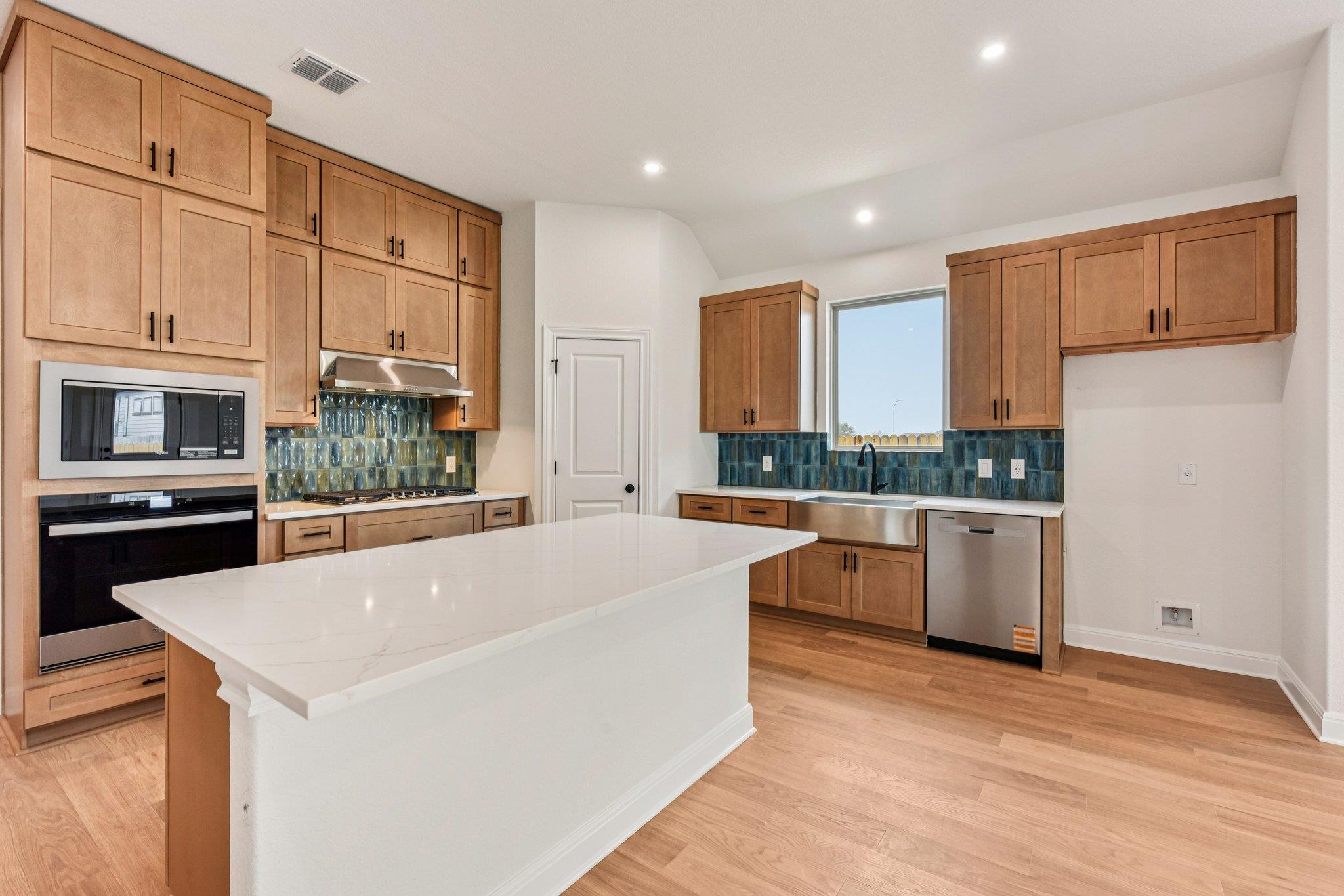 581 Treadwell Lane Kyle TX 78640