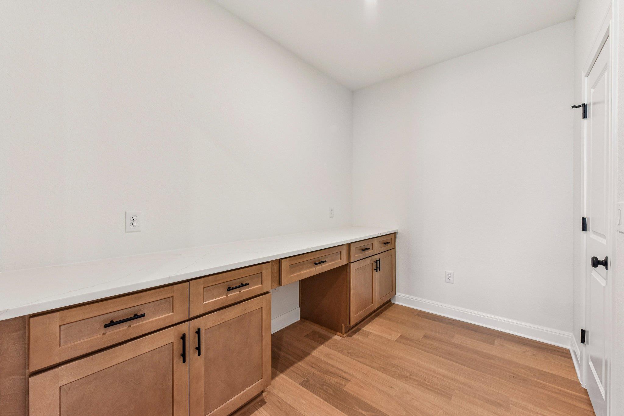 581 Treadwell Lane Kyle TX 78640