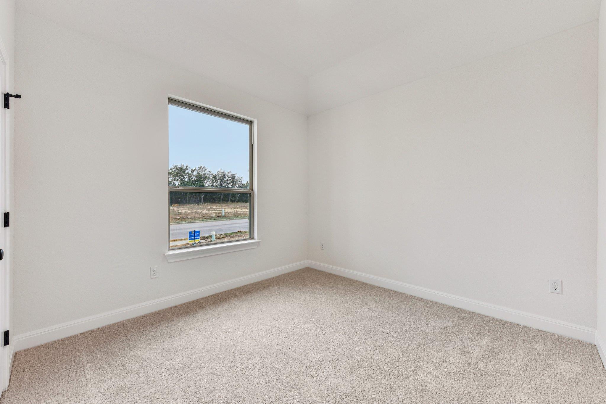 581 Treadwell Lane Kyle TX 78640