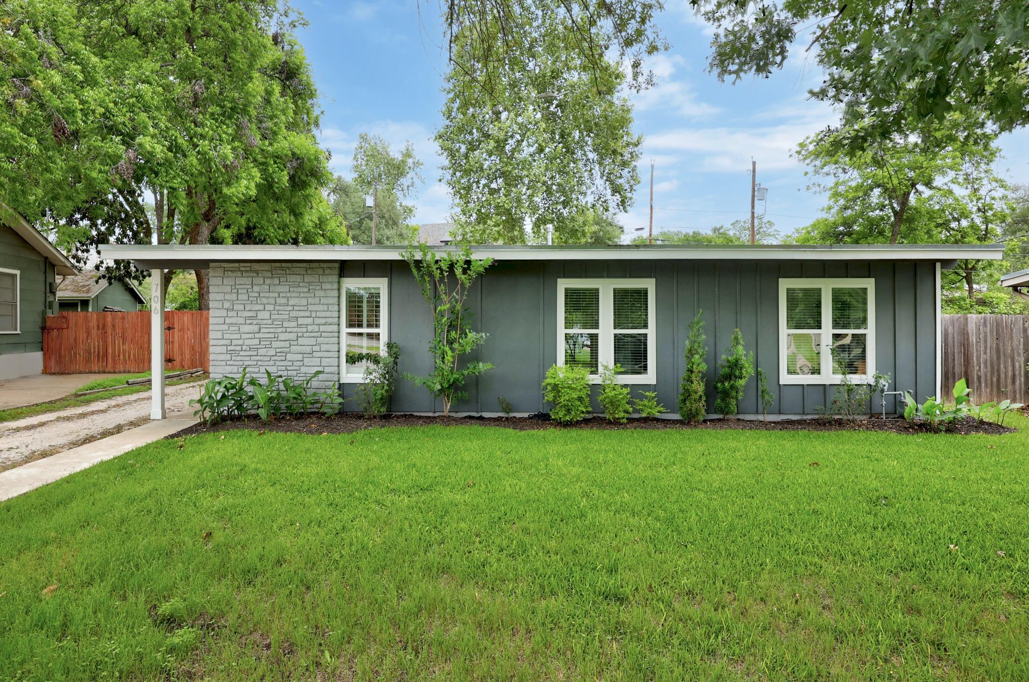 706 W Crestland Drive Austin TX 78752