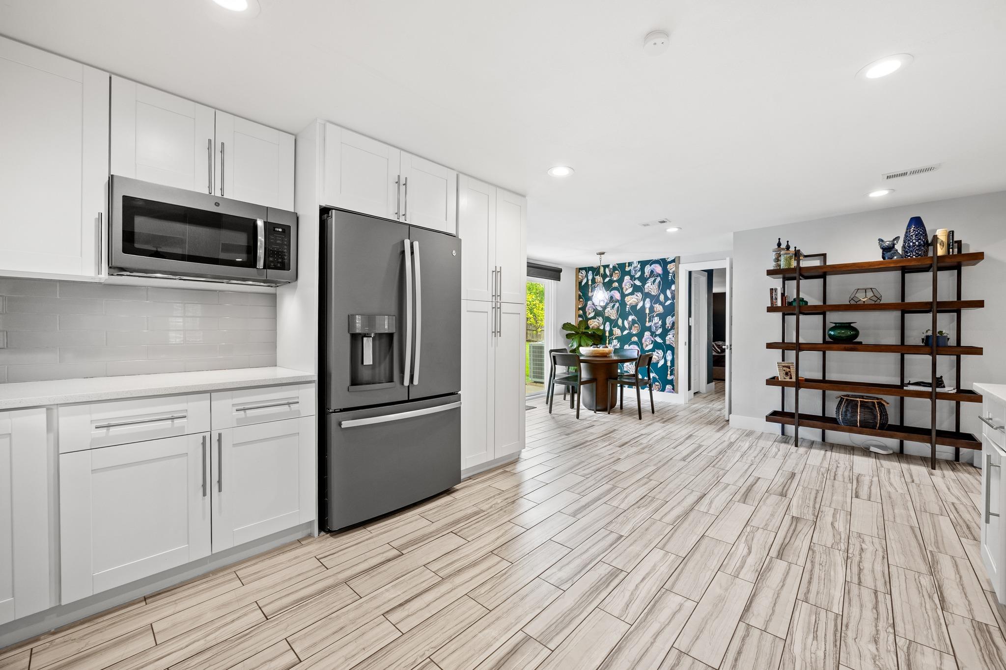 706 W Crestland Drive Austin TX 78752