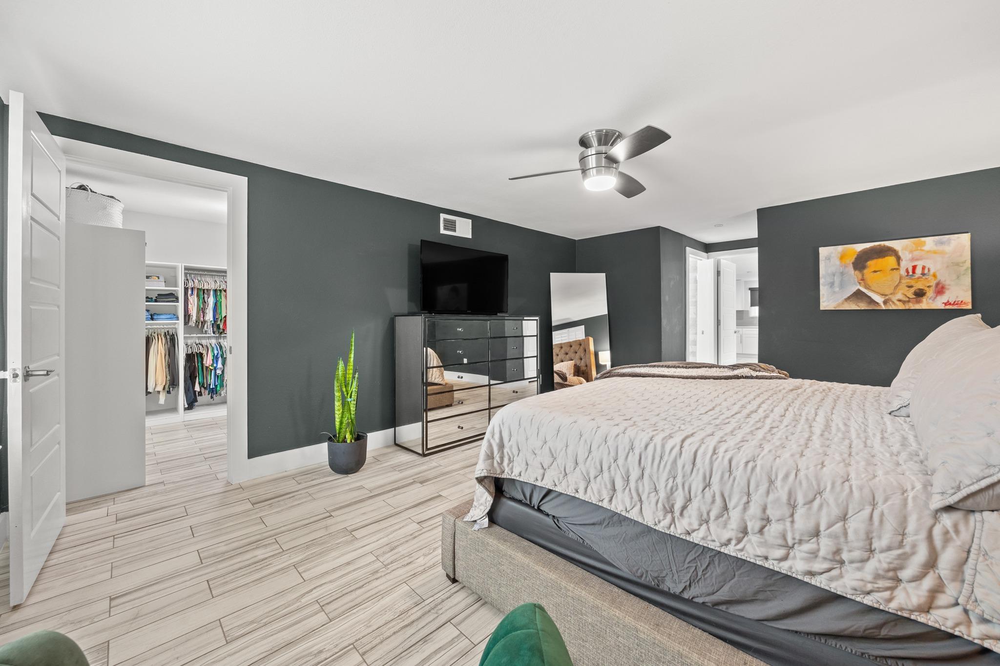 706 W Crestland Drive Austin TX 78752