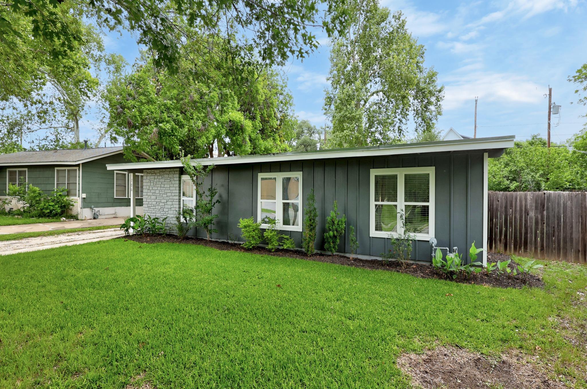 706 W Crestland Drive Austin TX 78752