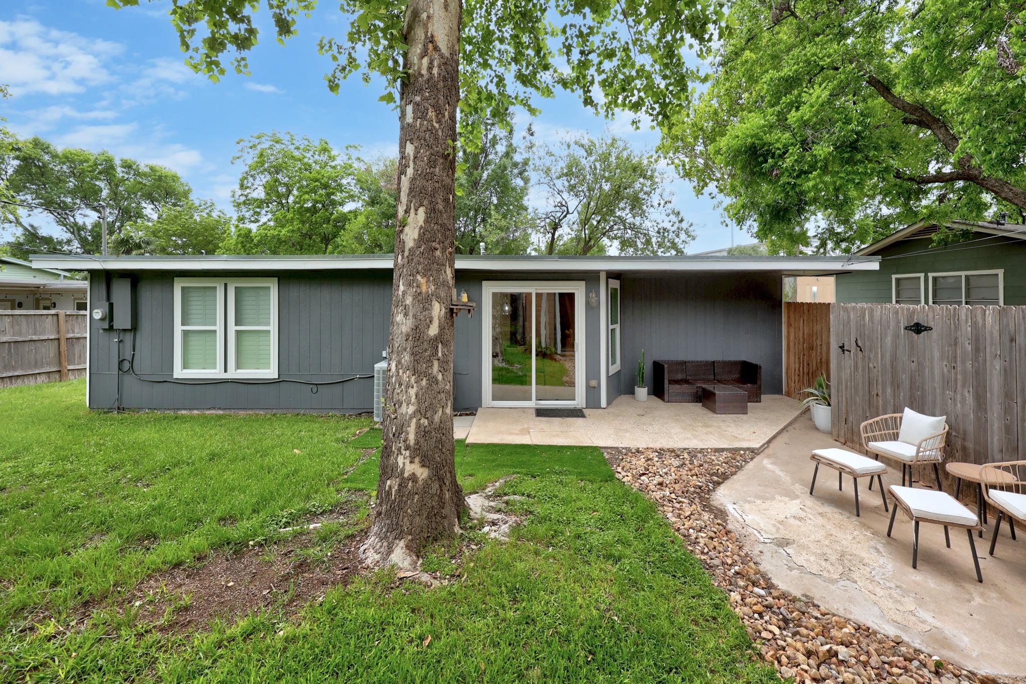706 W Crestland Drive Austin TX 78752