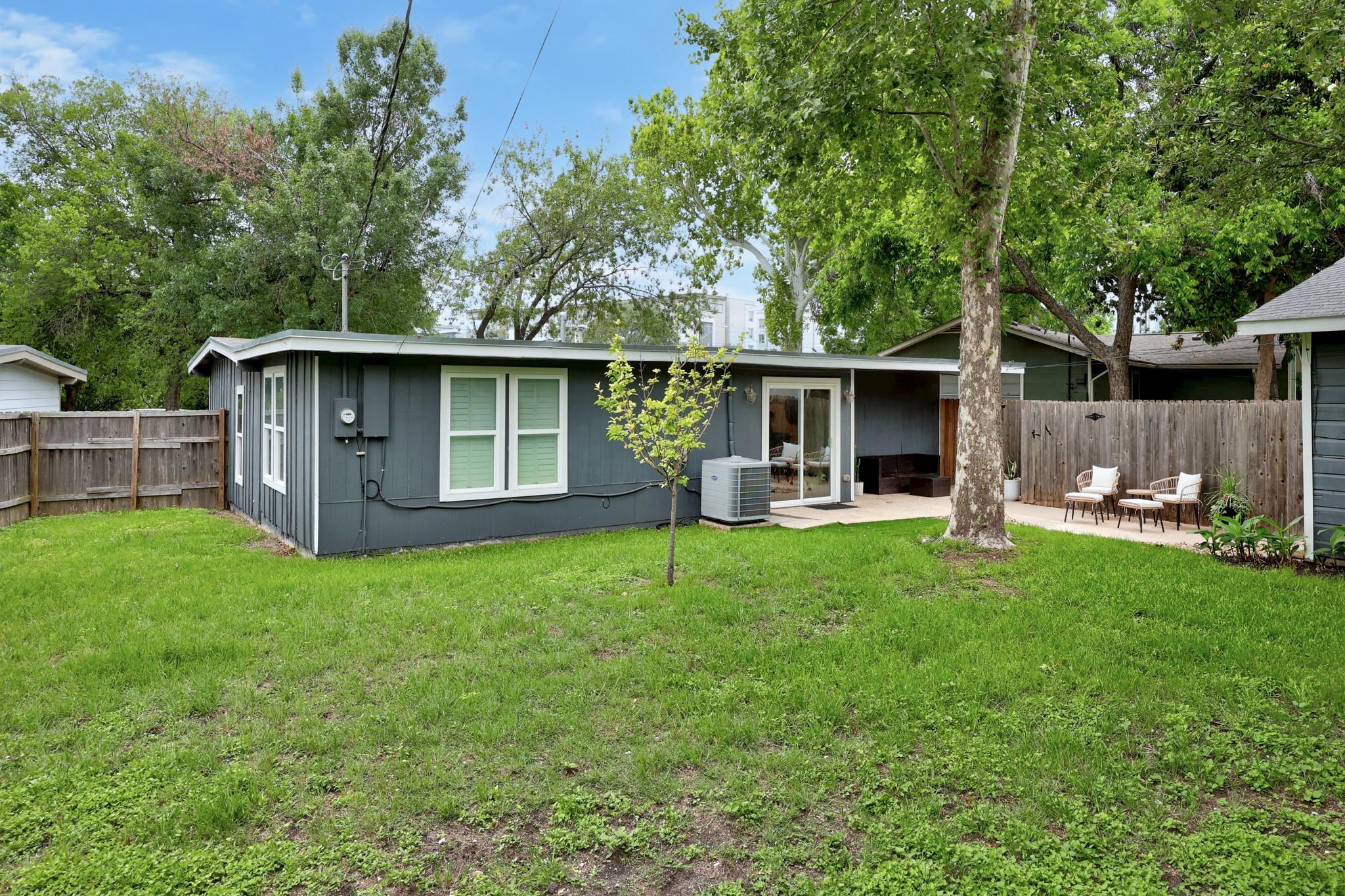 706 W Crestland Drive Austin TX 78752