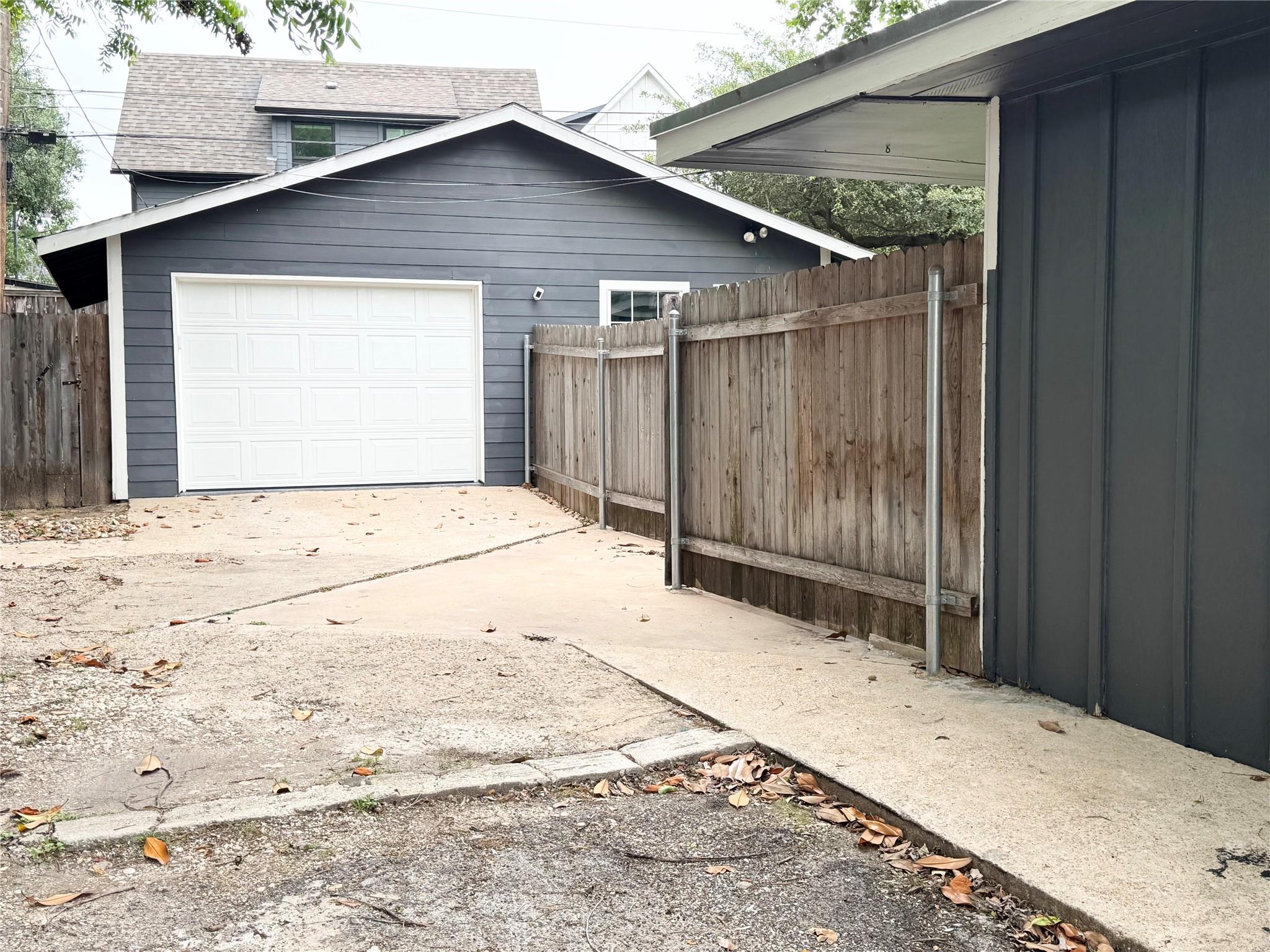 706 W Crestland Drive Austin TX 78752