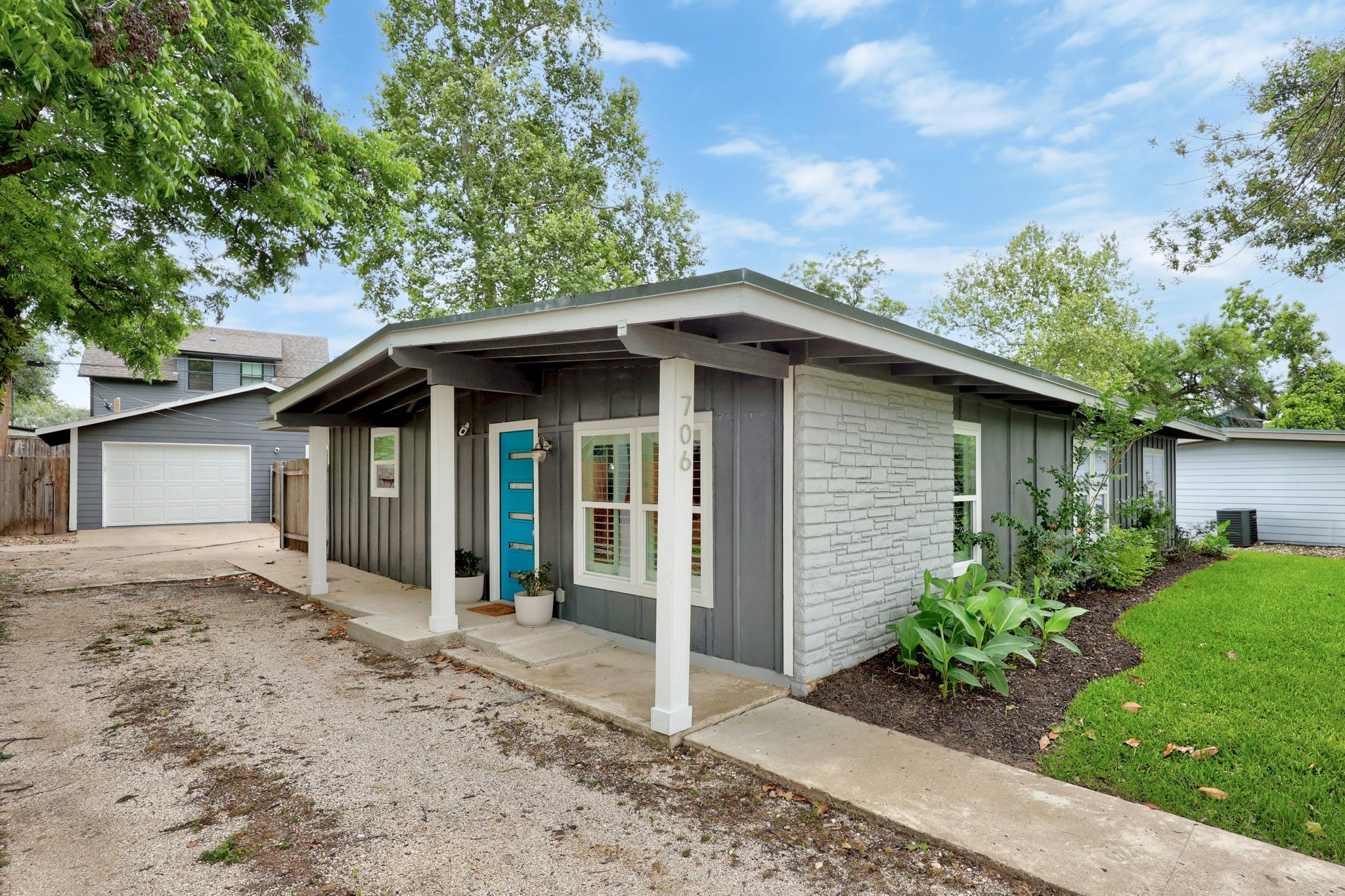 706 W Crestland Drive Austin TX 78752