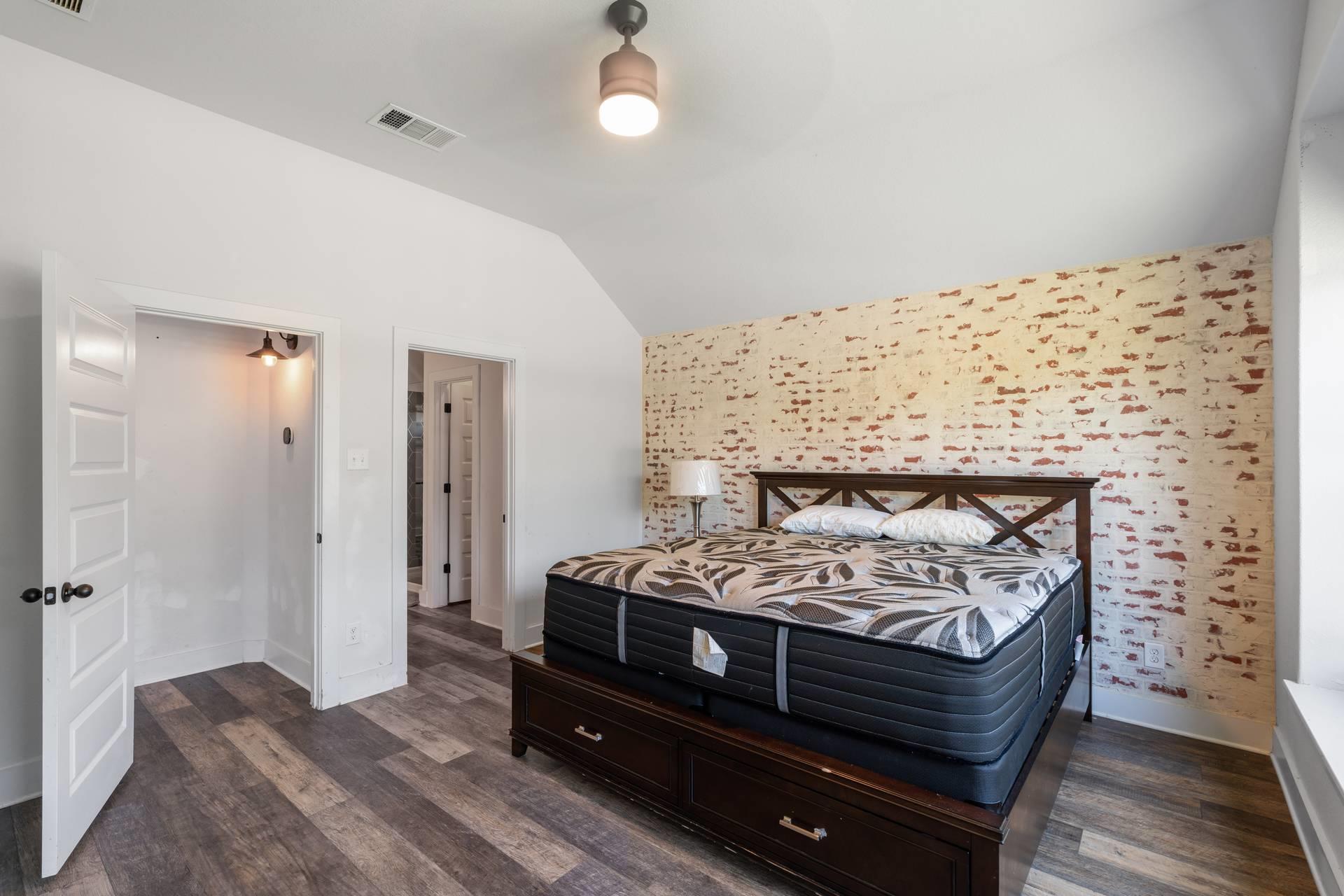 111 Brookside Street Hutto TX 78634