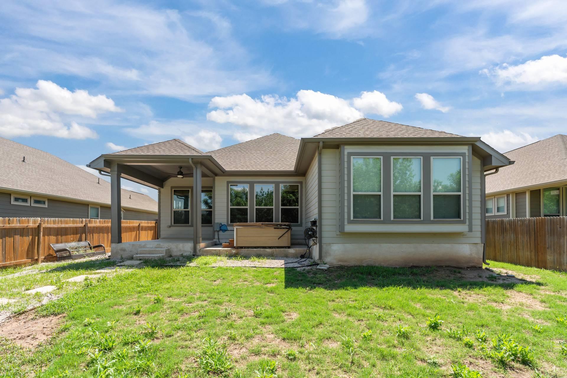 111 Brookside Street Hutto TX 78634