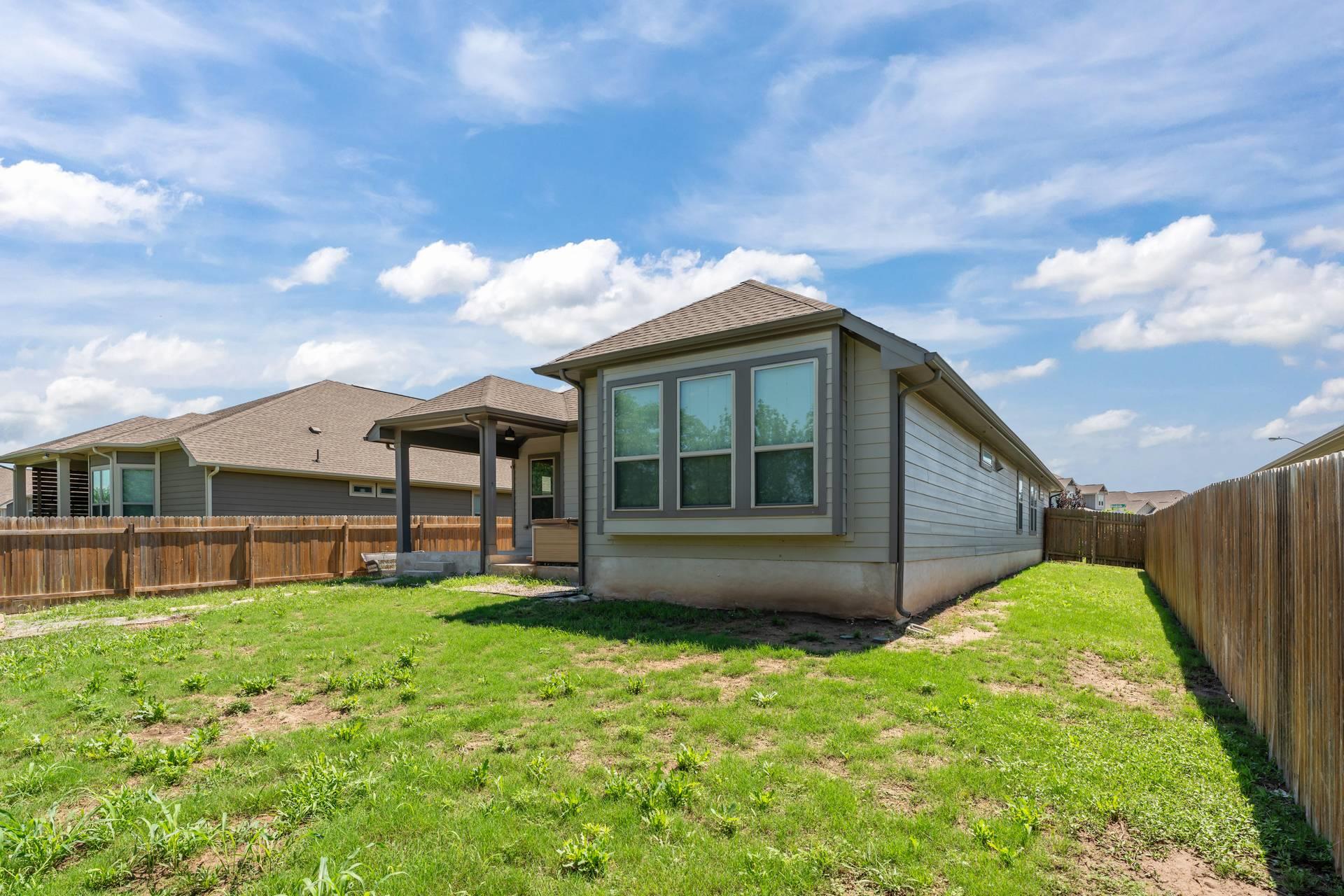 111 Brookside Street Hutto TX 78634