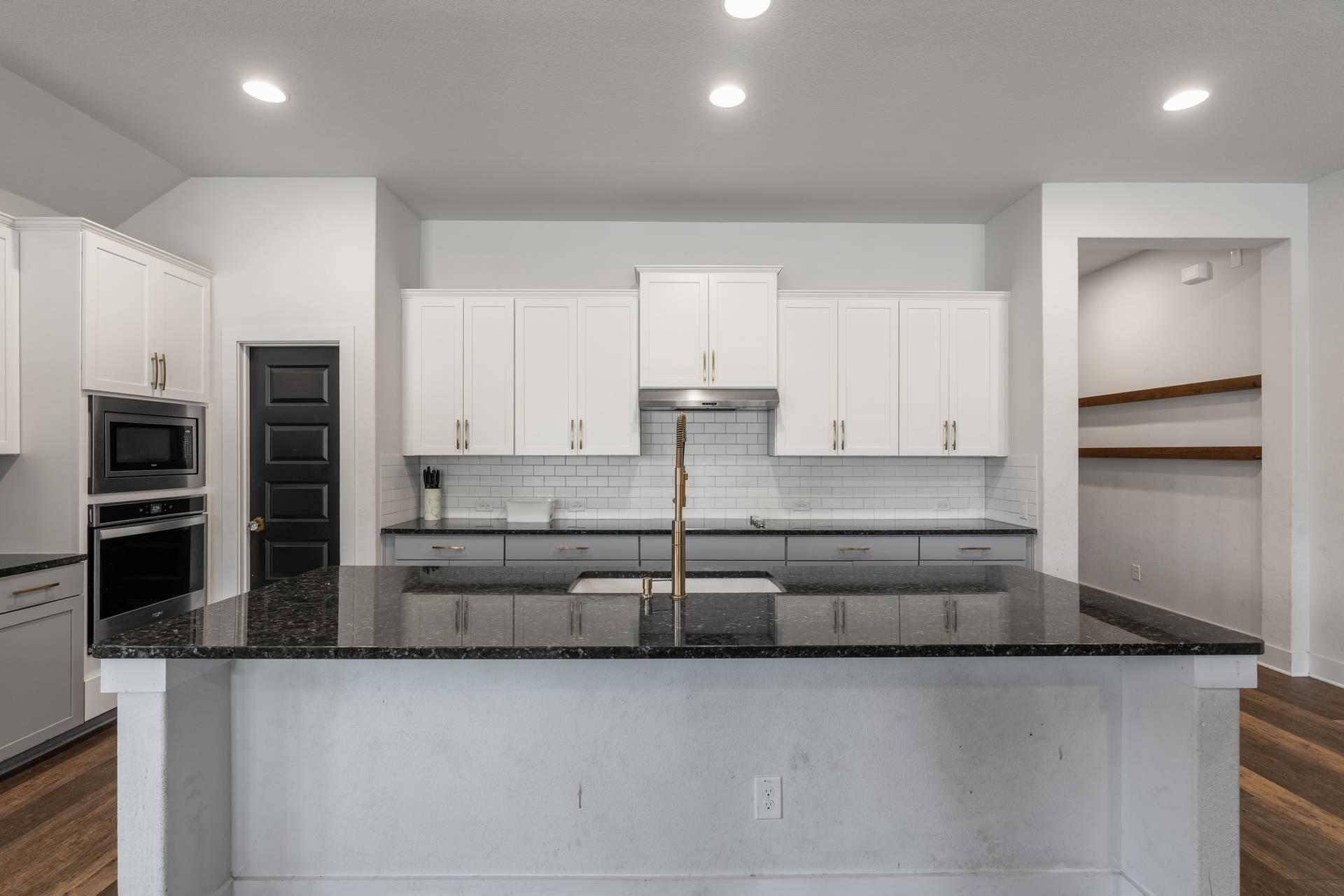 111 Brookside Street Hutto TX 78634