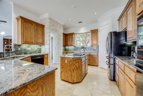 104 Running Brook Trail Spicewood TX 78669