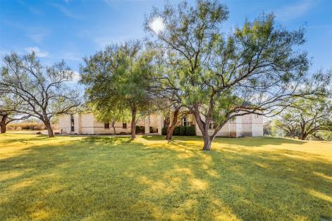 104 Running Brook Trail Spicewood TX 78669