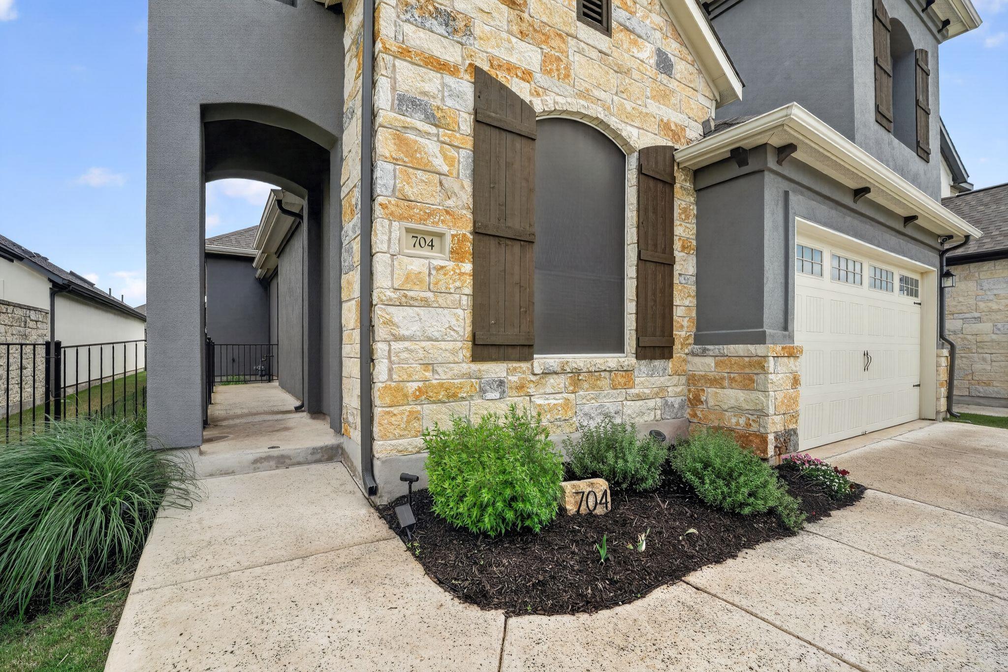 704 Faith Drive Liberty Hill TX 78642