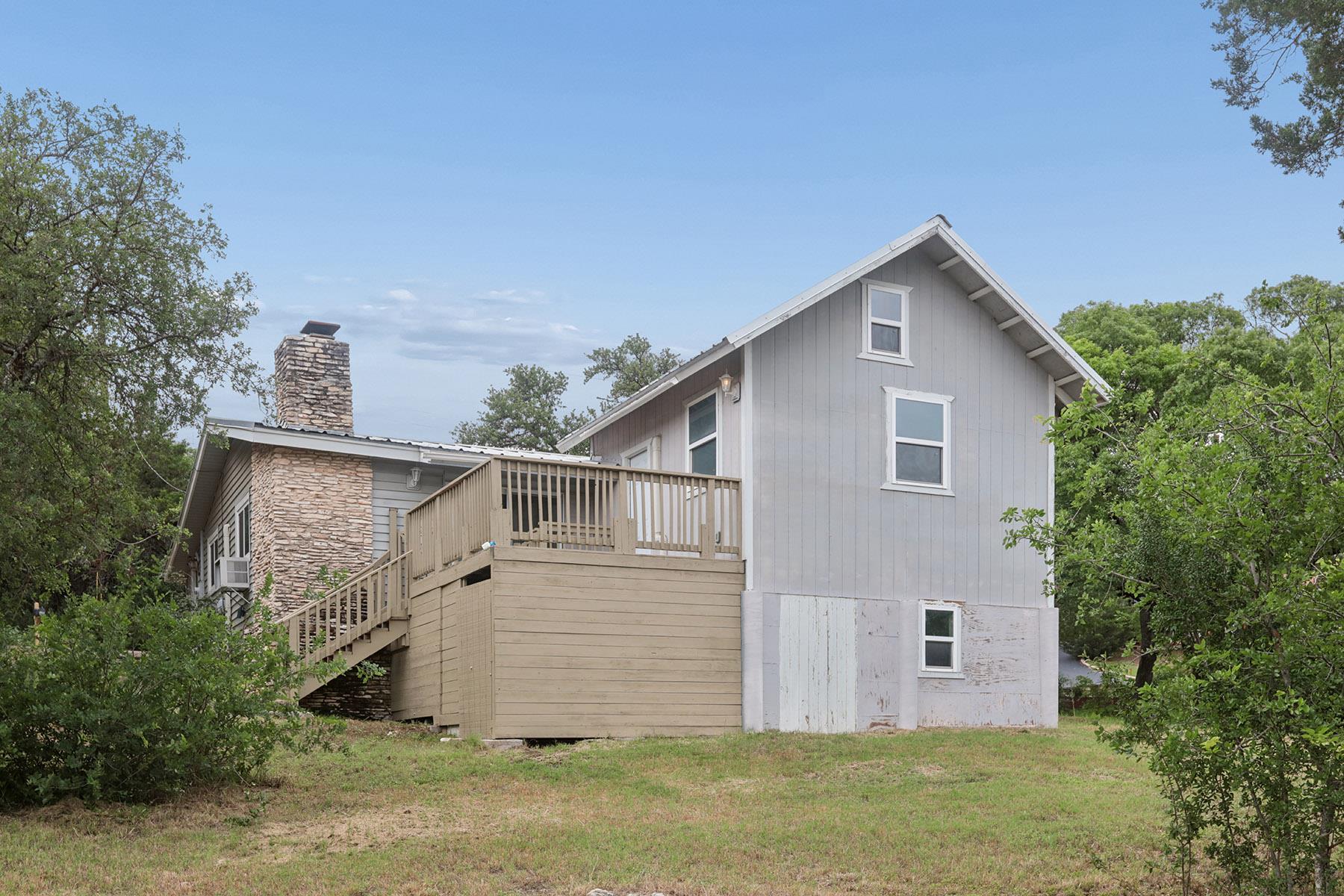 10913 Ridgeway Street Jonestown TX 78645