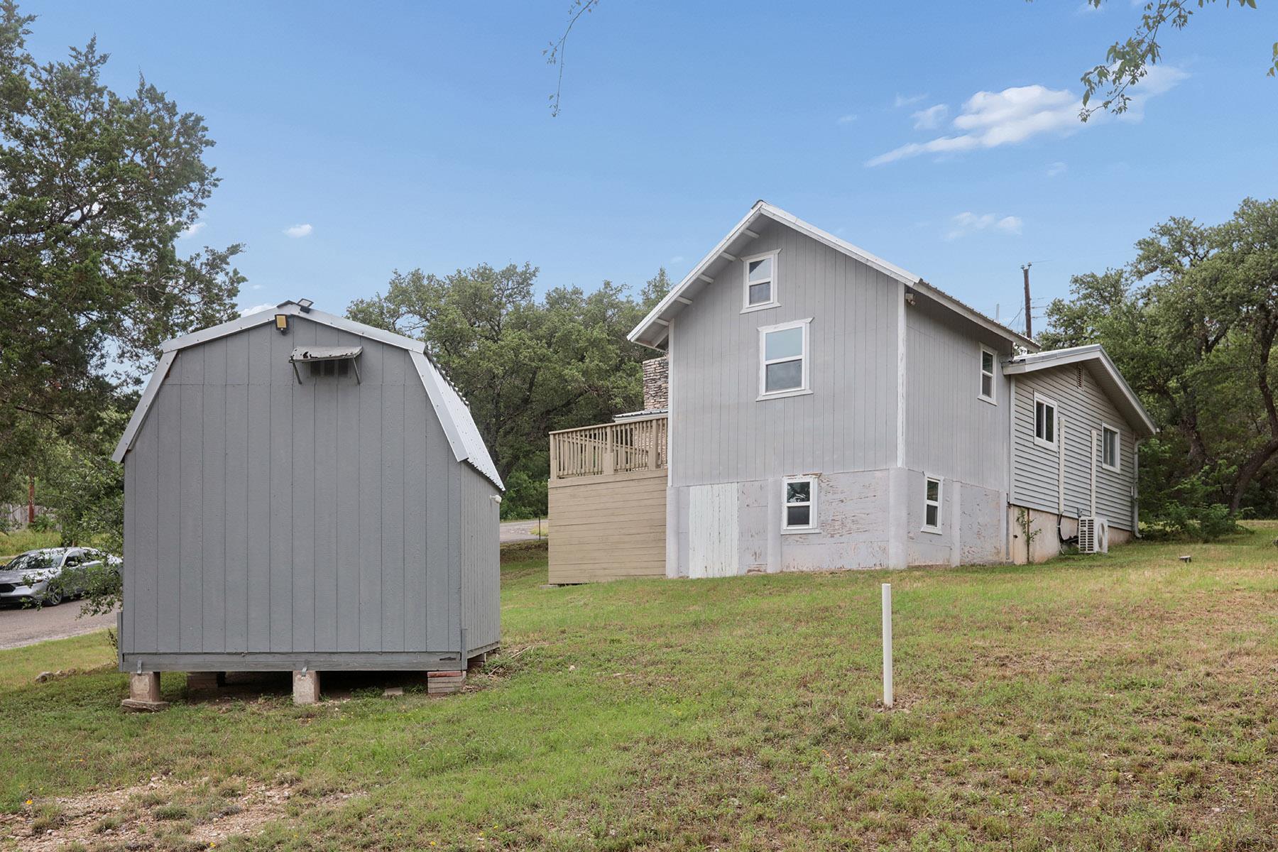 10913 Ridgeway Street Jonestown TX 78645