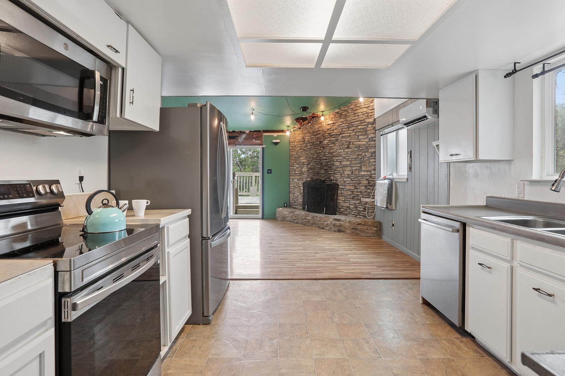10913 Ridgeway Street Jonestown TX 78645
