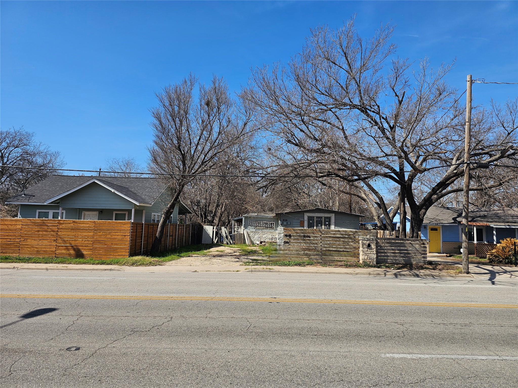 516 Montopolis Drive Austin TX 78741