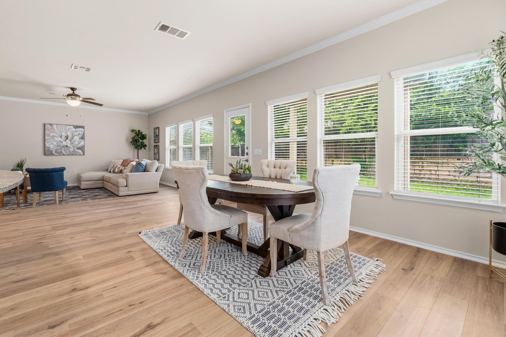10124 Pinnacle Crest Loop Austin TX 78747